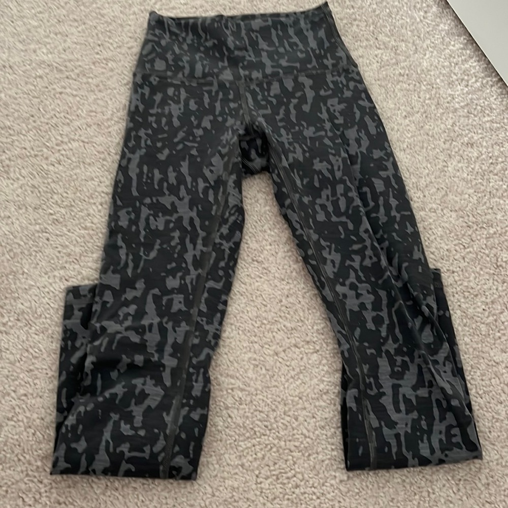 Lululemon size 2 legging